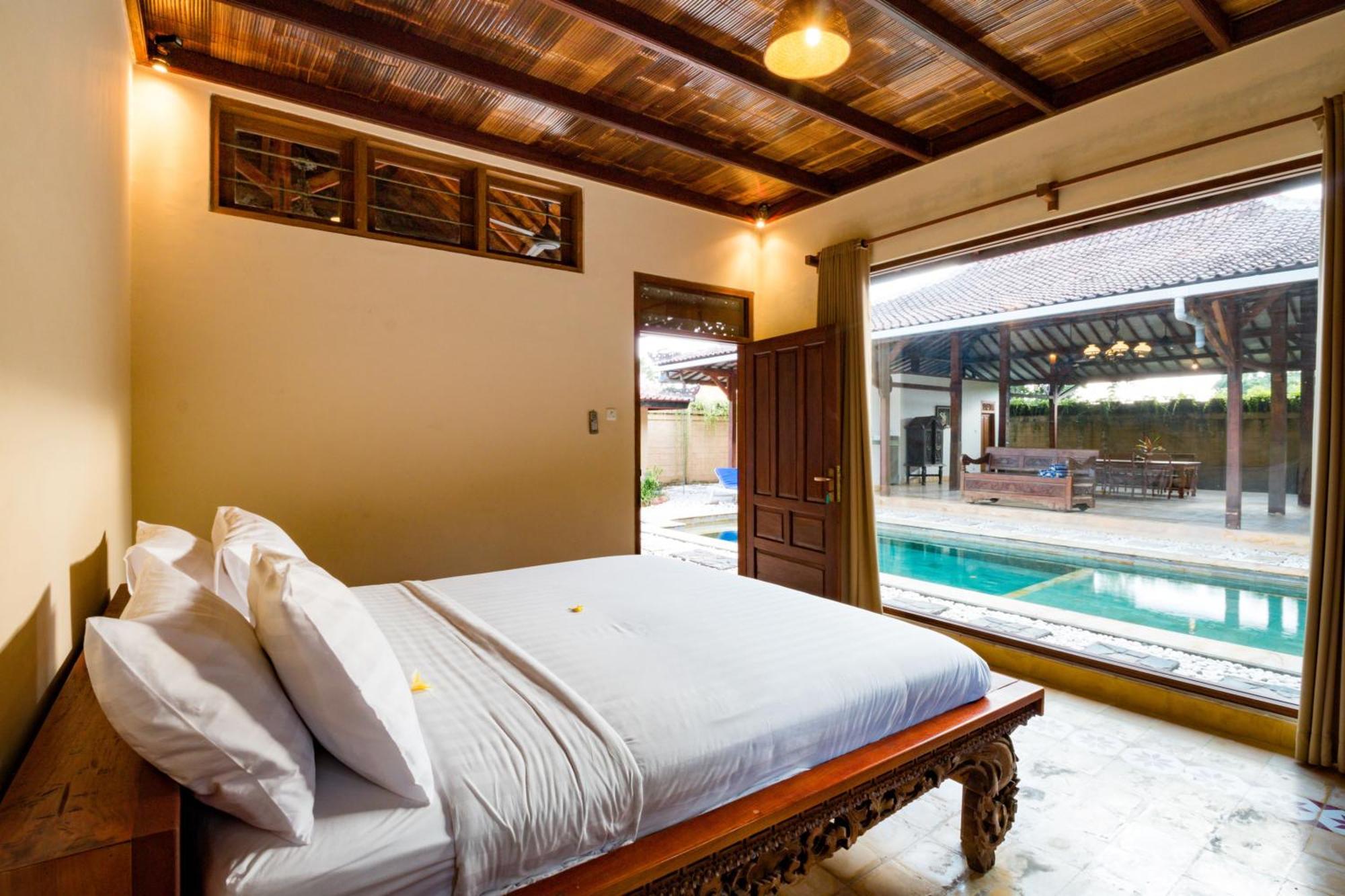 Bali Royal Heritage Villa 세미냑 외부 사진