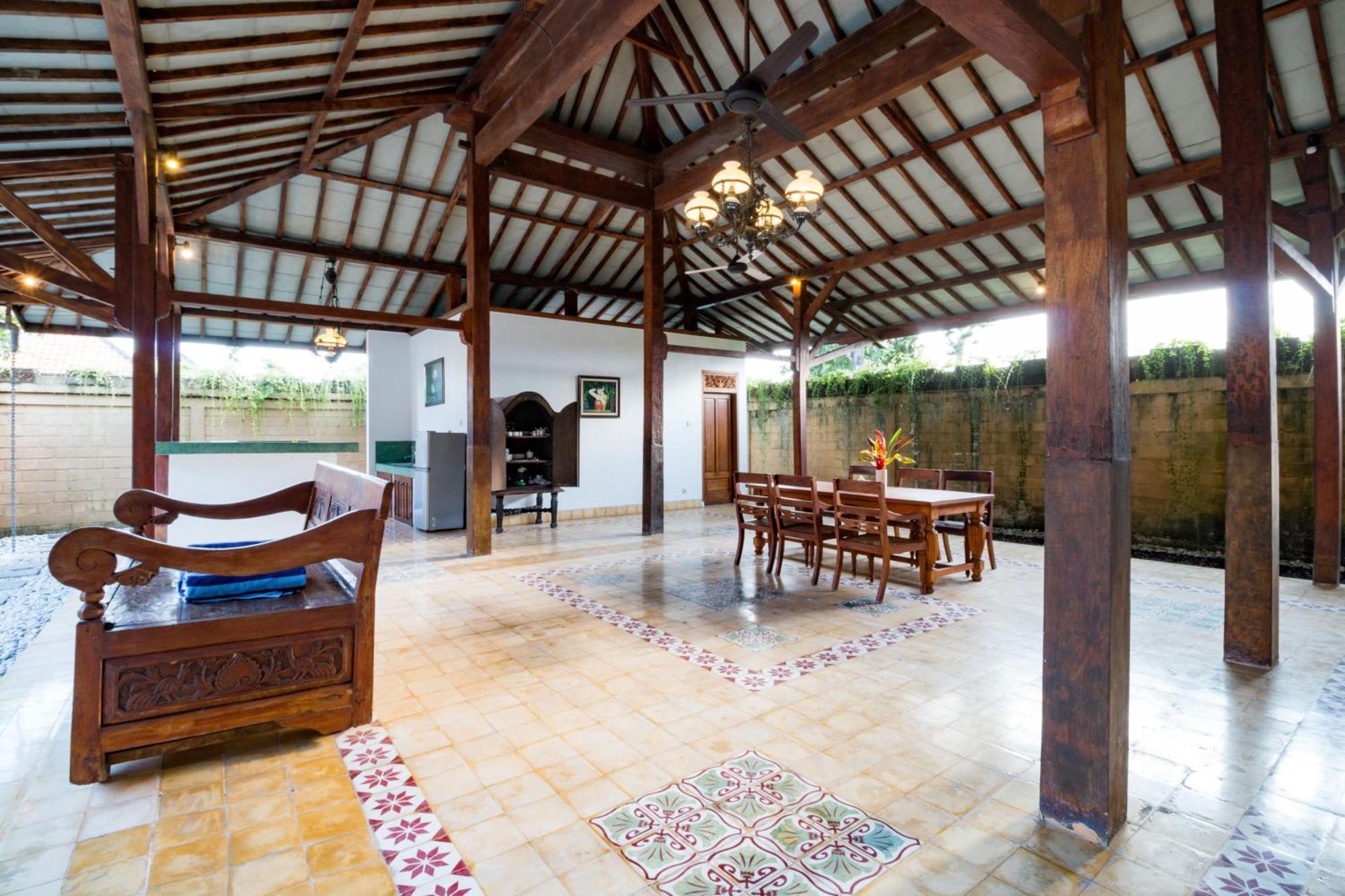 Bali Royal Heritage Villa 세미냑 외부 사진