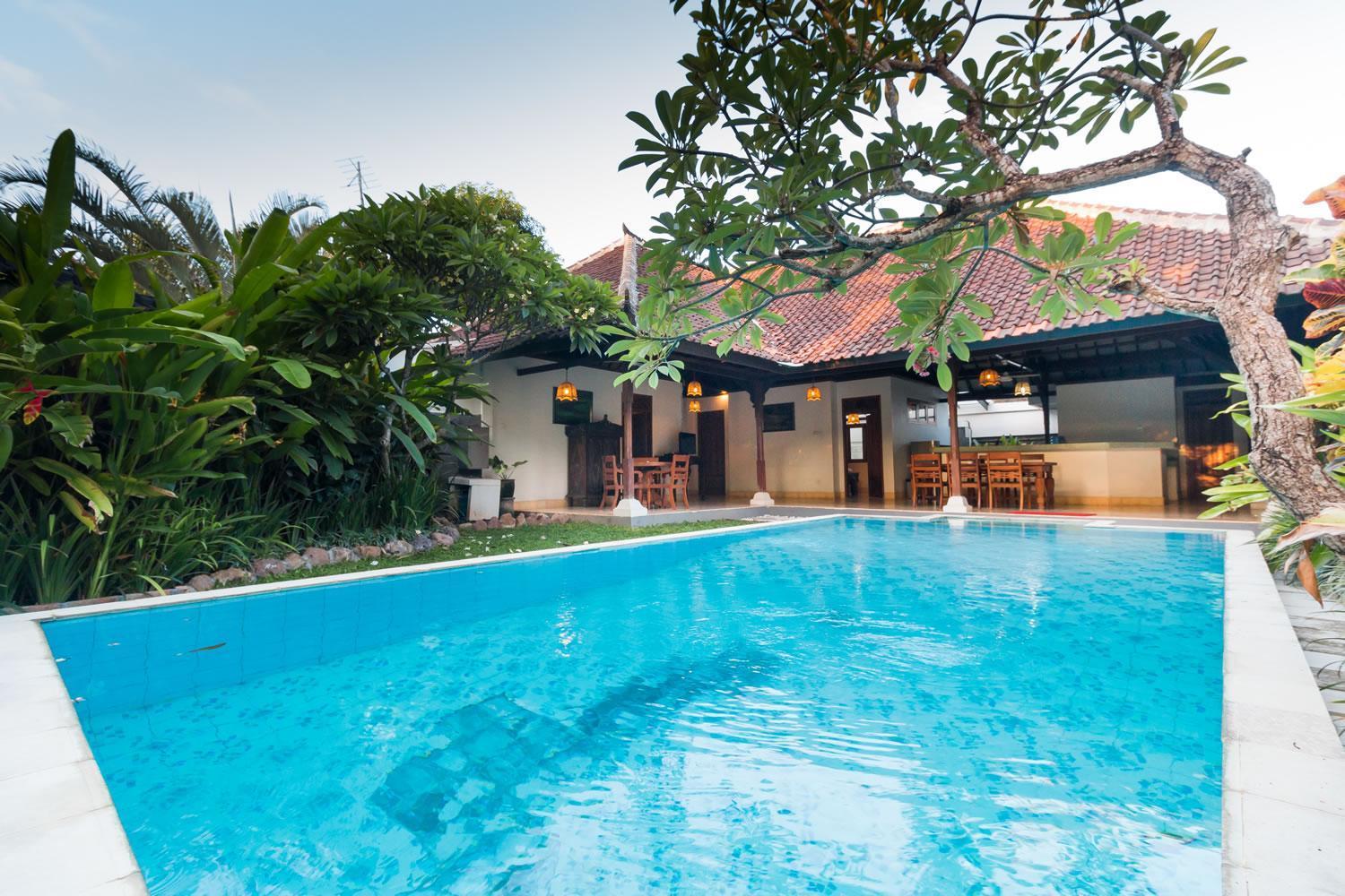 Bali Royal Heritage Villa 세미냑 외부 사진
