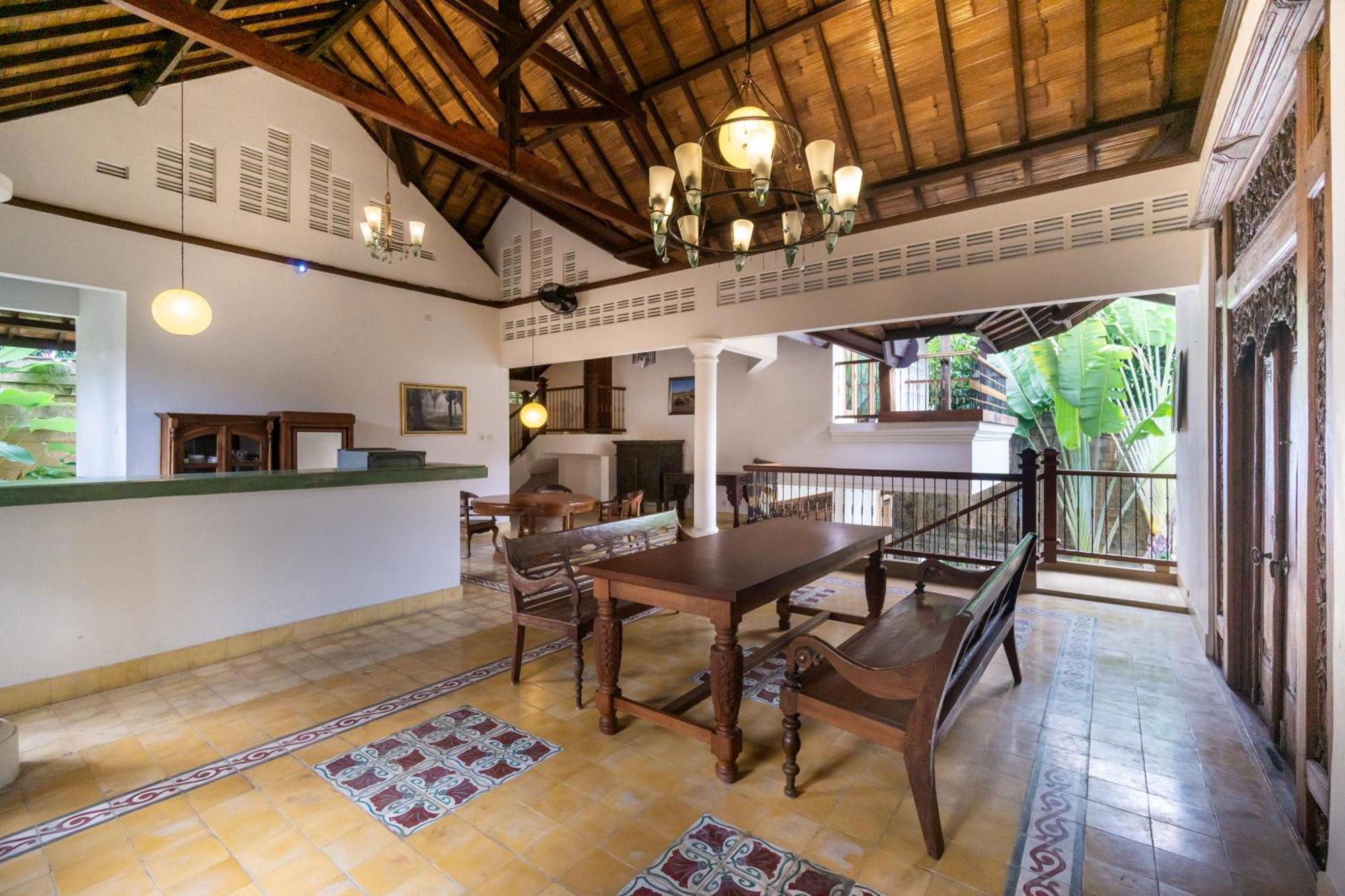 Bali Royal Heritage Villa 세미냑 외부 사진